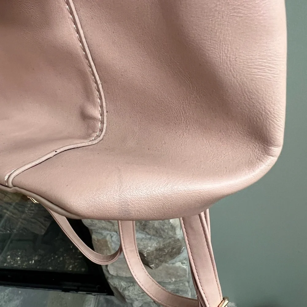 Bebe Blush Pink Backpack. Vegan leather. Lots of pockets.